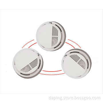 Smart Wireless Interconnected Smoke Detectors